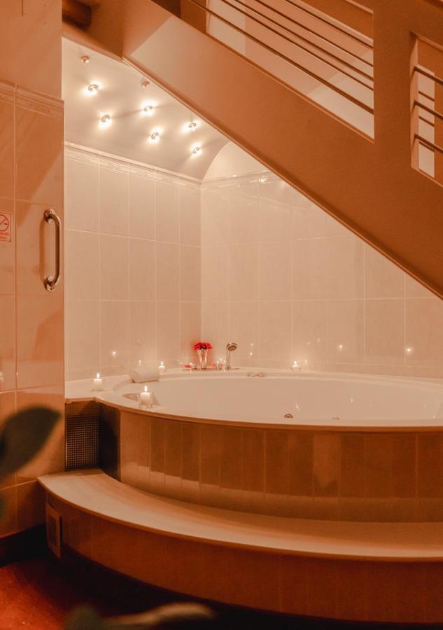 Hotel & Restaurant Se-Mi Veliko Trgovišće Bagian luar foto