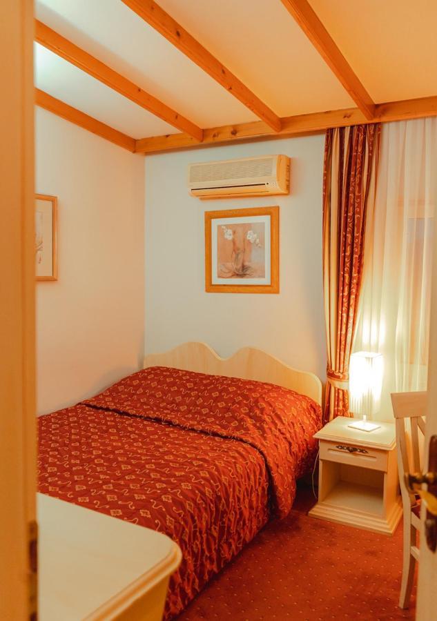 Hotel & Restaurant Se-Mi Veliko Trgovišće Bagian luar foto