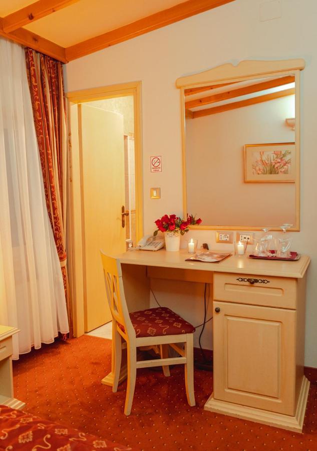Hotel & Restaurant Se-Mi Veliko Trgovišće Bagian luar foto