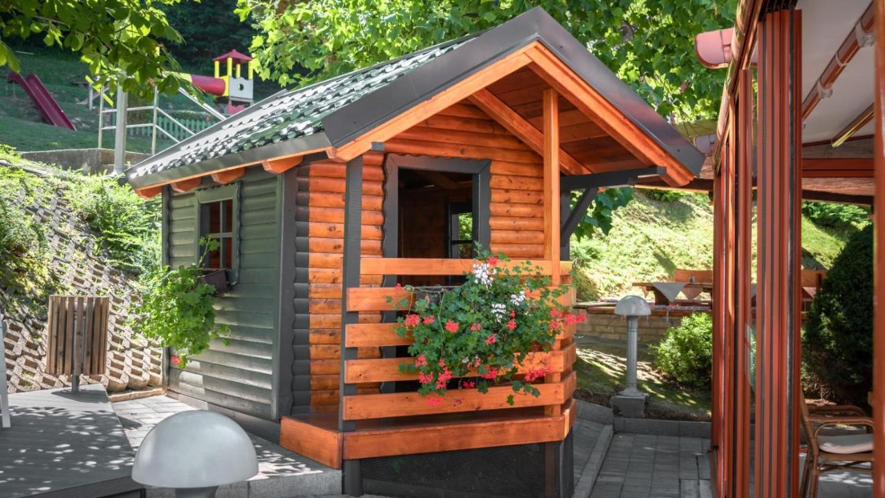 Hotel & Restaurant Se-Mi Veliko Trgovišće Bagian luar foto